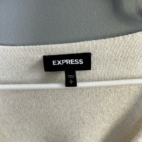 Express Cream Sweater - Picture 2 of 2